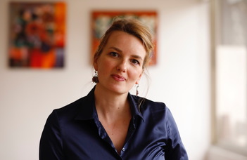 AZ ANYASÁG JOGFILOZÓFIÁJA (TUDOMÁNYOS MŰHELYVITA)